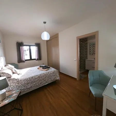 Villa James Villa *