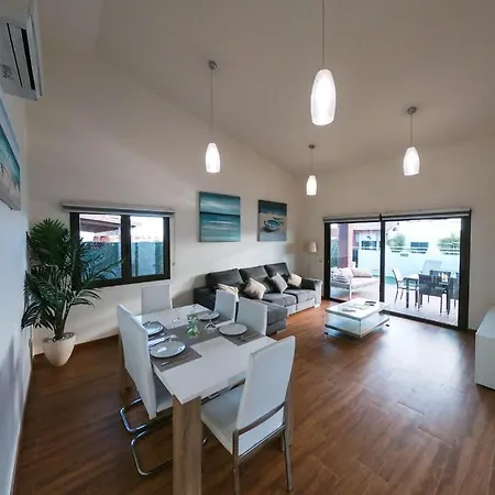Villa Villa James *