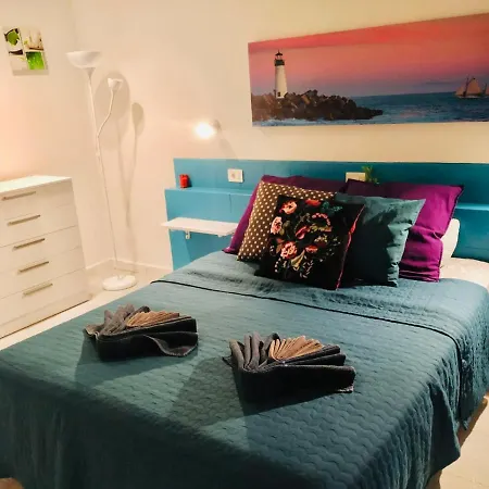 Happiness Apartment *