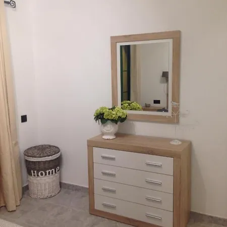 Immaculate 1-bed On Castillo Mar Apartment *
