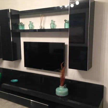 Apartment Immaculate 1-bed On Castillo Mar