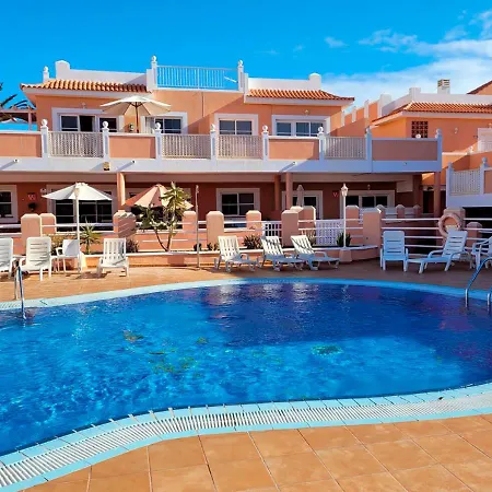 Funcional En Residencial Con Piscina En Inmejorable Ubicacion En Centro De La Isla Apartment *