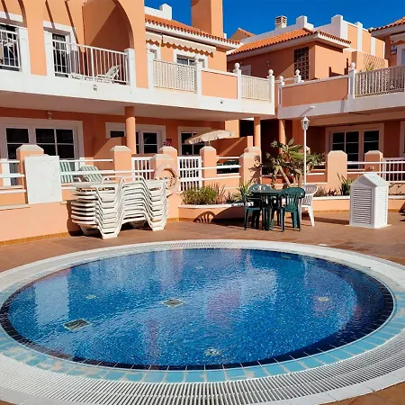 Apartment Funcional En Residencial Con Piscina En Inmejorable Ubicacion En Centro De La Isla Caleta De Fuste