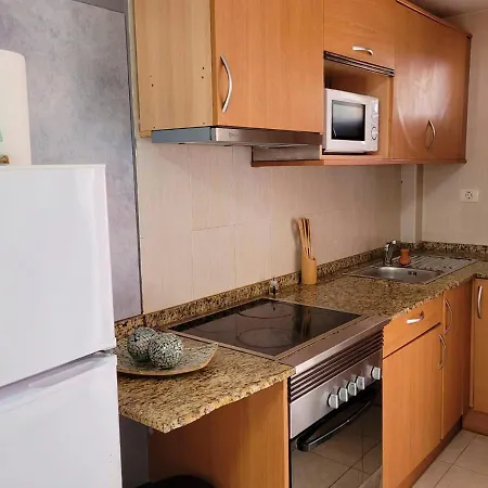 Funcional En Residencial Con Piscina En Inmejorable Ubicacion En Centro De La Isla Apartment *