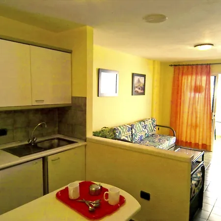 Aparthotel Caleta Garden