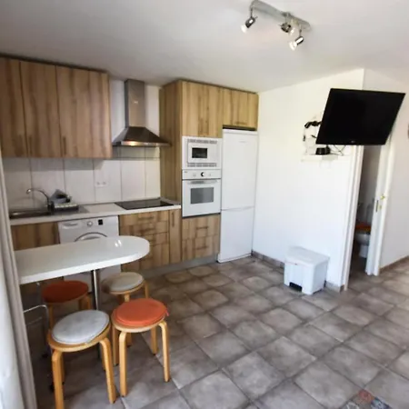 Apartment Book Jet - Lovely Arenas Pool&wifi