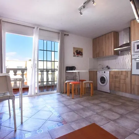 Book Jet - Lovely Arenas Pool&wifi Apartment *