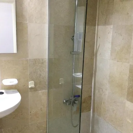 Apartment Lovely 2 Bedroom In