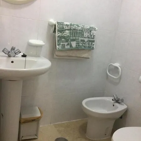 Lovely 2 Bedroom In Apartment Caleta De Fuste