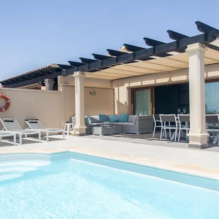 Luxurious With Amazing Sea View And Pool Villa *