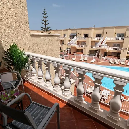 Apartamento Nuevo!!! Recién Reformado Con Piscina Y Parking Caleta de Fuste