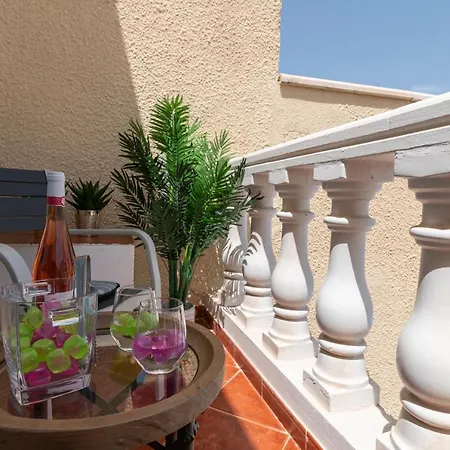 Apartamento Nuevo!!! Recién Reformado Con Piscina Y Parking *