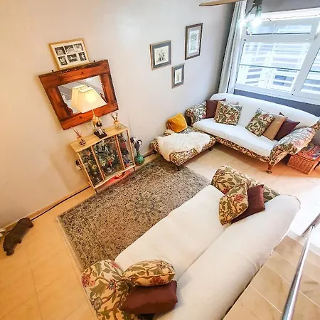 Deluxe From In Apartment *