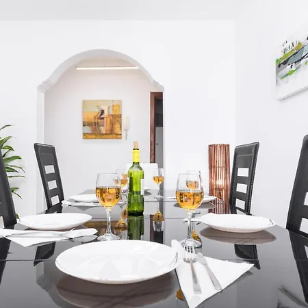 Holiday home Home2book Charming Casa El Refugio Caleta De Fuste