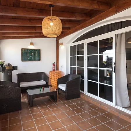 Home2book Charming Casa El Refugio *