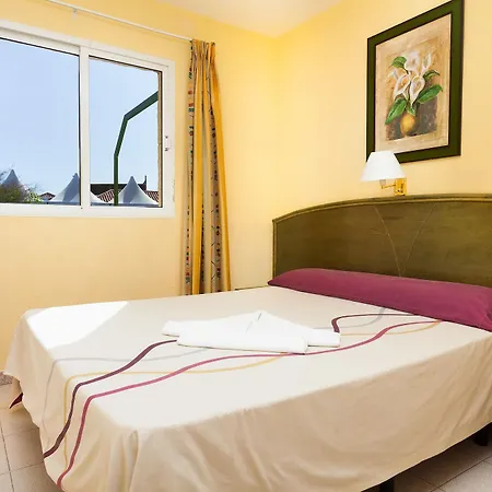 Aparthotel Caleta Garden 2*