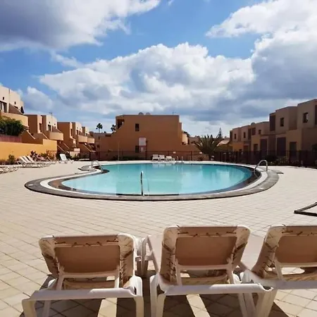 Appartamento Piscina & Wifi. Sunny Apartement, Swimming Pool. *
