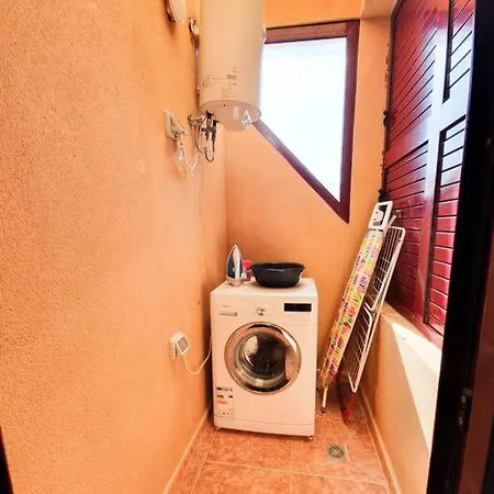 Piscina & Wifi. Sunny Apartement, Swimming Pool. * Caleta De Fuste