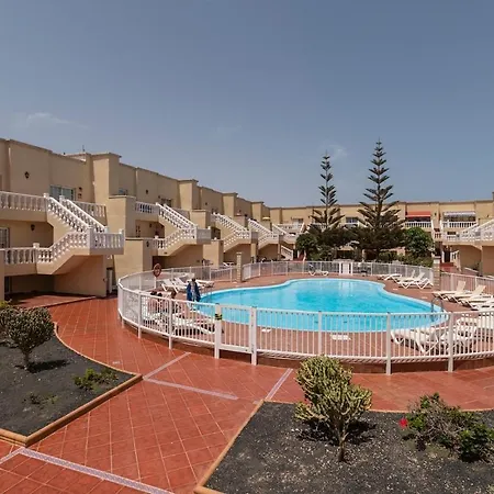 Nuevo!!! Recién Reformado Con Piscina Y Parking * Caleta de Fuste