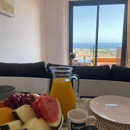Miramar Home, Ocean View Сasa de vacaciones *