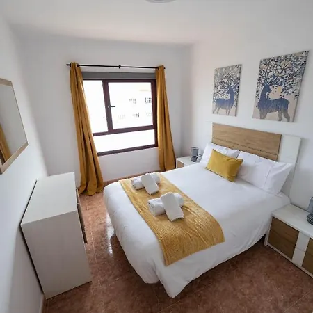 Sun Bay Apartment *
