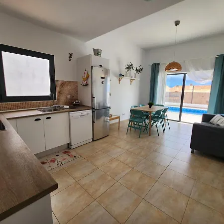 Luxury Perla Del Mar Villa
