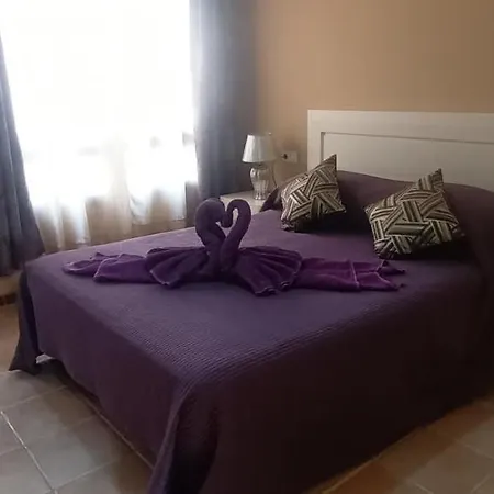 Beautiful, Spacious Villa, Heated Pool, Sleeps Eight, With Quality Furnishings Caleta De Fuste