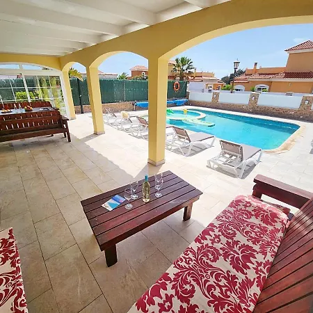 Villa Amarillo