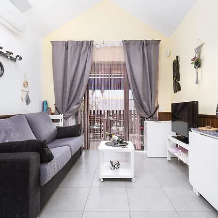 No & Na Montecastillo I1 Apartment *