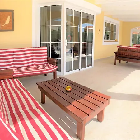 Villa Amarillo