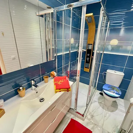 Zen Piscina Y Jacuzzi Villa *