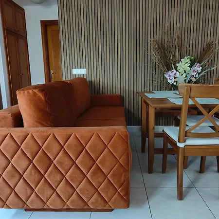 1 Bedroom In The Center Of Apartment Caleta De Fuste