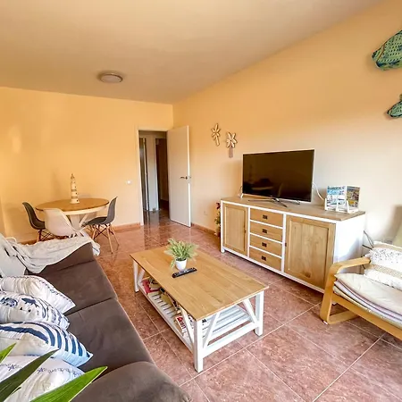 Lighthouse Apartment *