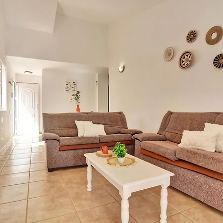 Georgina Holiday home *