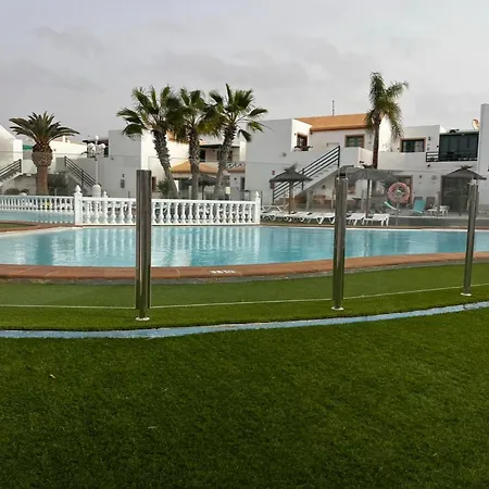 Apartment Cozy In Centric Area At With Air Conditioner *