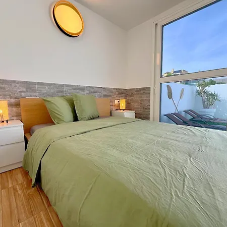 Apartment Mit Meerblick Und Gemeinschaftspool
