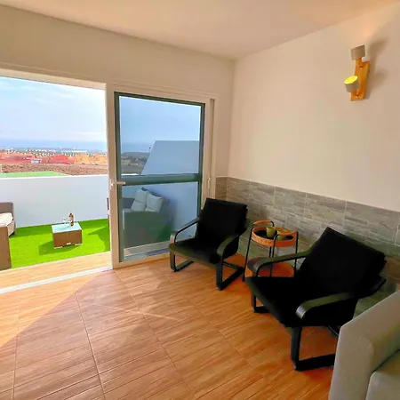 Apartment Mit Meerblick Und Gemeinschaftspool