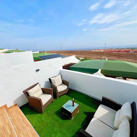 Apartment Mit Meerblick Und Gemeinschaftspool *