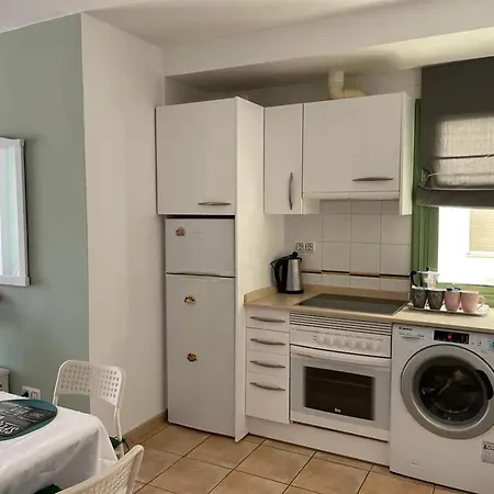 Mountain View Retreat: Charming With Shared Pool Apartment Caleta De Fuste