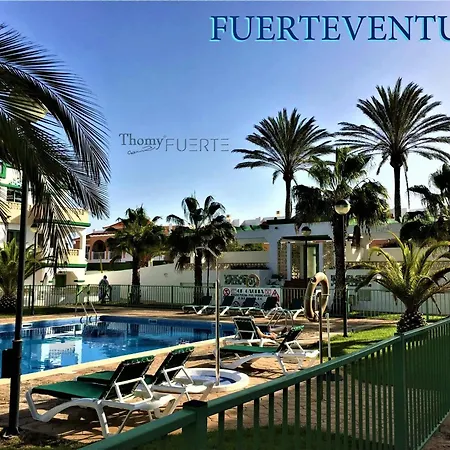 Mountain View Retreat: Charming With Shared Pool Apartment Caleta De Fuste
