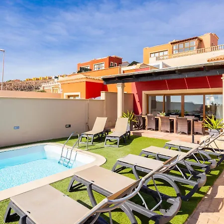 Mariposas Caleta Villa