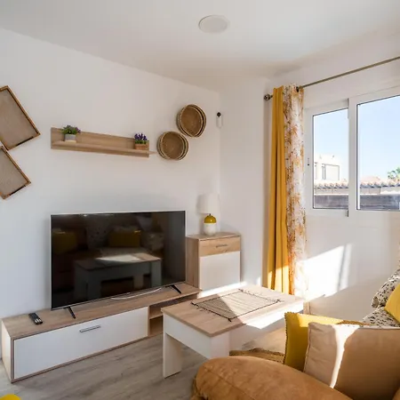 Primavera Apartment *
