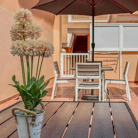 Apartment Lightbooking Esmeralda Piscina Privada