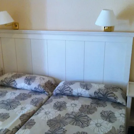 Aparthotel Caleta Garden 2*
