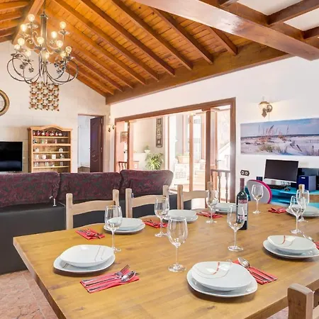 Holiday home Daniel Luxury House Caleta Caleta De Fuste