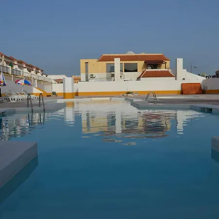 Sun & Sol Apartment