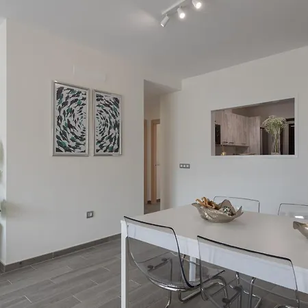 Homeforguest Flat With Large Terrace In Modern Residential Complex With Swimming Pool * Caleta De Fuste
