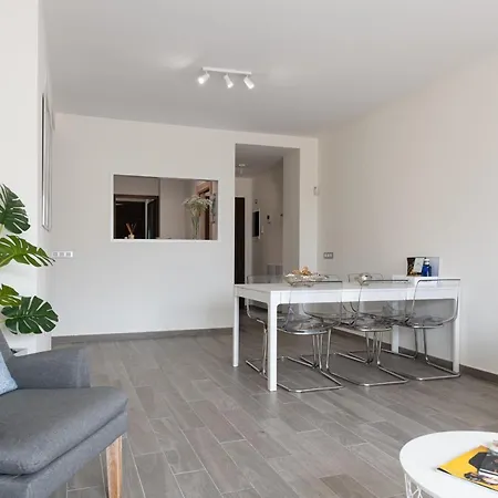 Homeforguest Flat With Large Terrace In Modern Residential Complex With Swimming Pool Apartment Caleta De Fuste