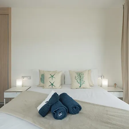 Homeforguest Flat With Large Terrace In Modern Residential Complex With Swimming Pool Apartment