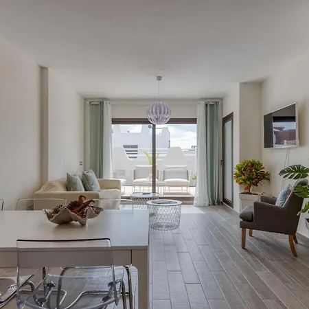 Homeforguest Flat With Large Terrace In Modern Residential Complex With Swimming Pool Apartment